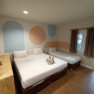 Deluxe Triple Bed Room